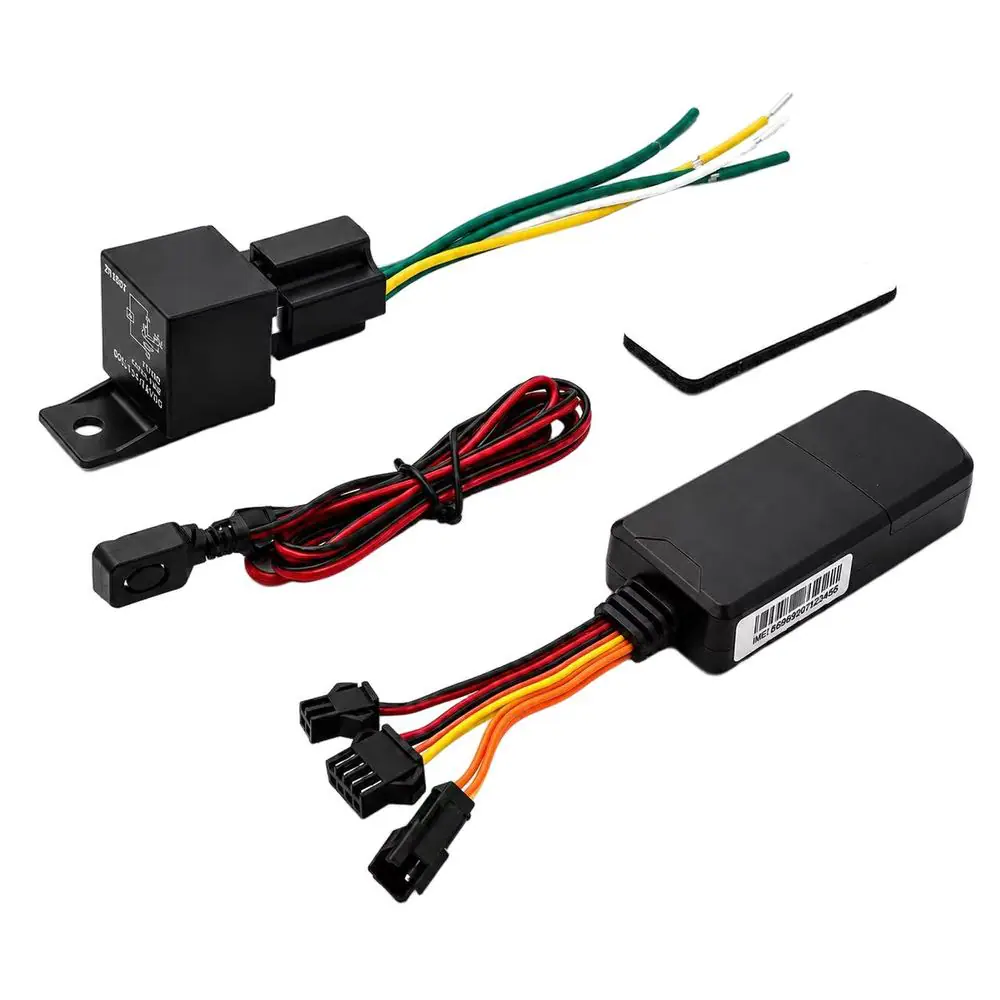 A3 GPS Tracker with accessories